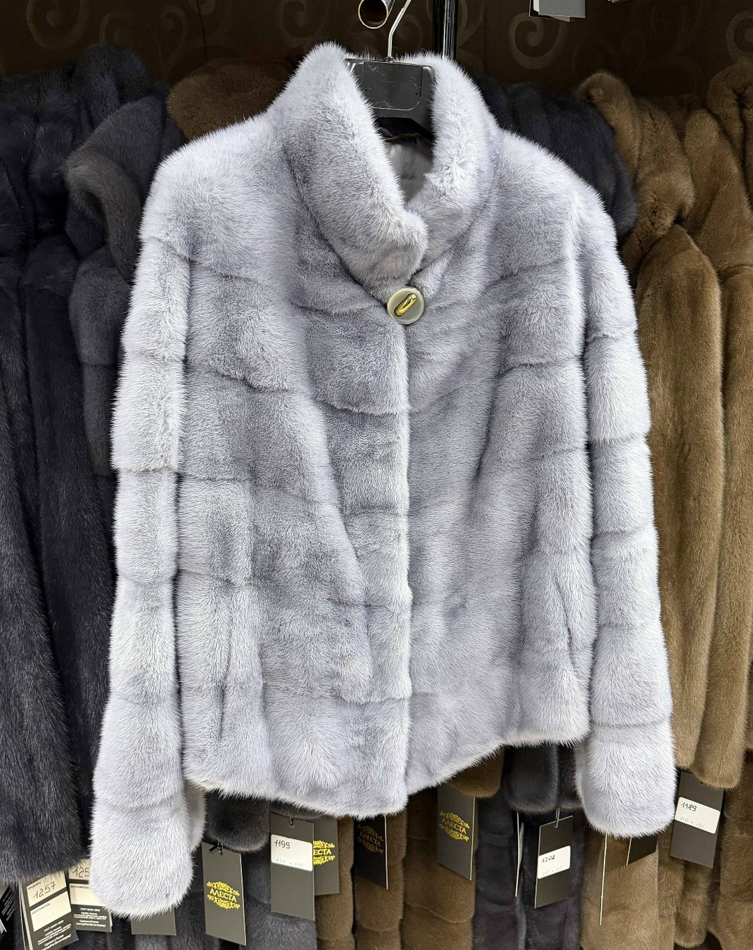 шуба норковая,шуба норковая короткая,норковая шуба цельная белая автоледи,шуба норковая короткая автоледи лики меха,норковая шуба автоледи