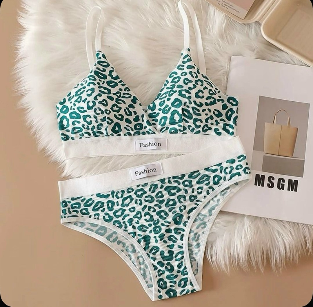 женский комплект нижнего белья с,комплект нижнего белья женский бесшовное,комплекты нижнего белья,леопардовый комплект нижнего белья,комплекты нижнего белья топ