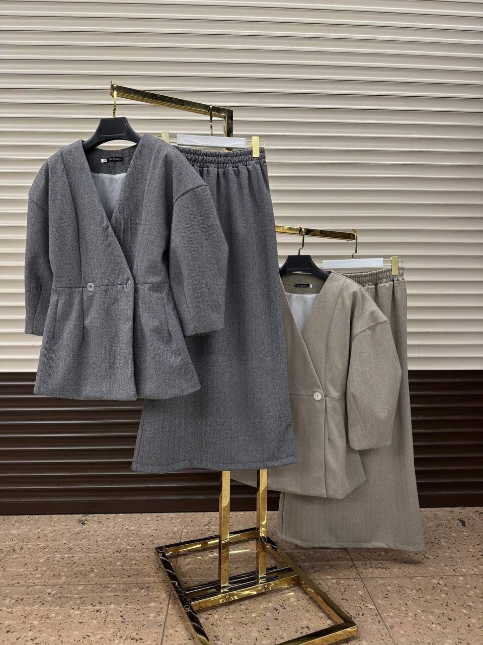 костюм женский,костюм с юбкой,костюм классический,женские костюмы с юбкой,костюм трикотажный