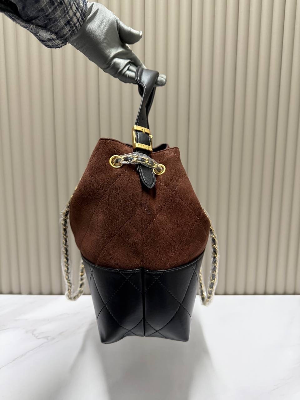 сумка женская chanel,сумка chanel,женская замшевая сумка chanel shopping bag бежевая с черным,женская сумка,сумка