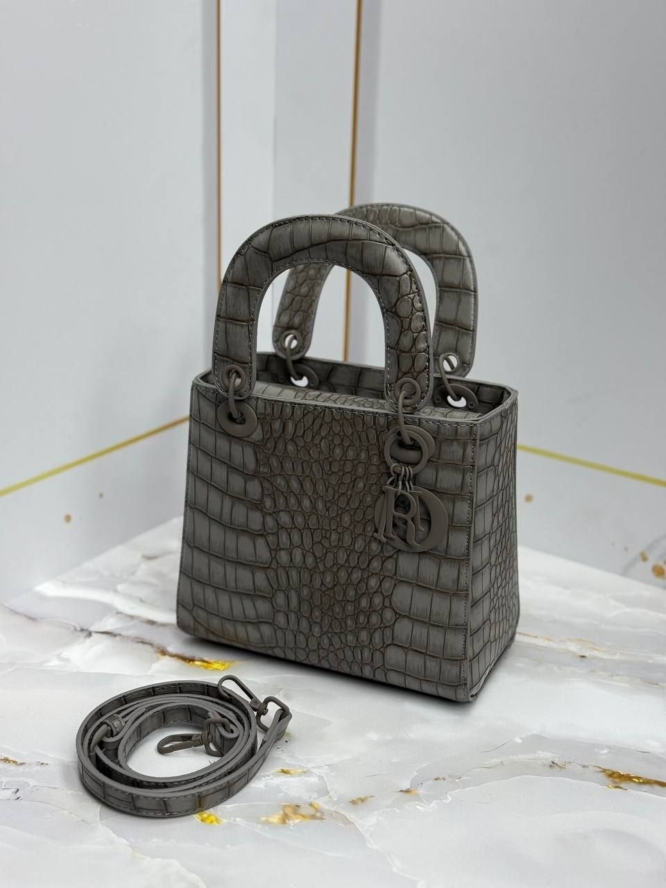 сумка кристиан диор леди,сумки диор,dior-real-crocodile-leather-lady-dior-tote-bag,сумка диор реплика,леди диор сумка