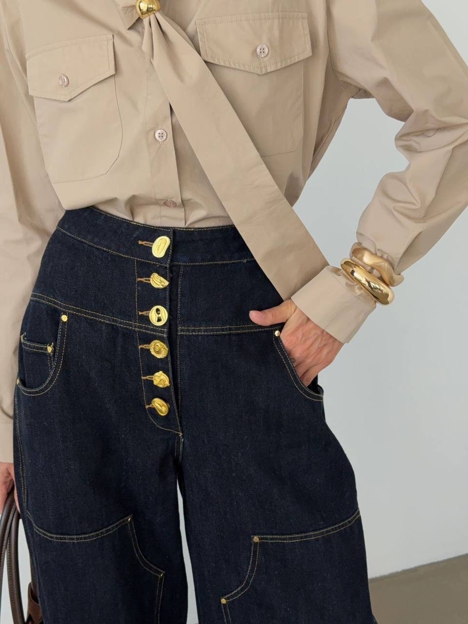 брюки джинсы широкие,женские джинсы,брюки модные,широкие брюки,джинсы с широкими штанинами