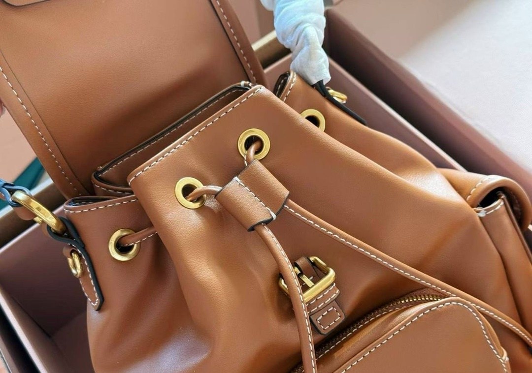 кожаные рюкзаки,женский рюкзак,брендовые рюкзаки,рюкзак женский кожаный,модные рюкзаки