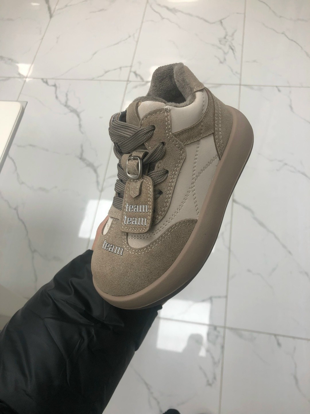 ,детская ,ботинки детские,детские кроссовки, для мальчика