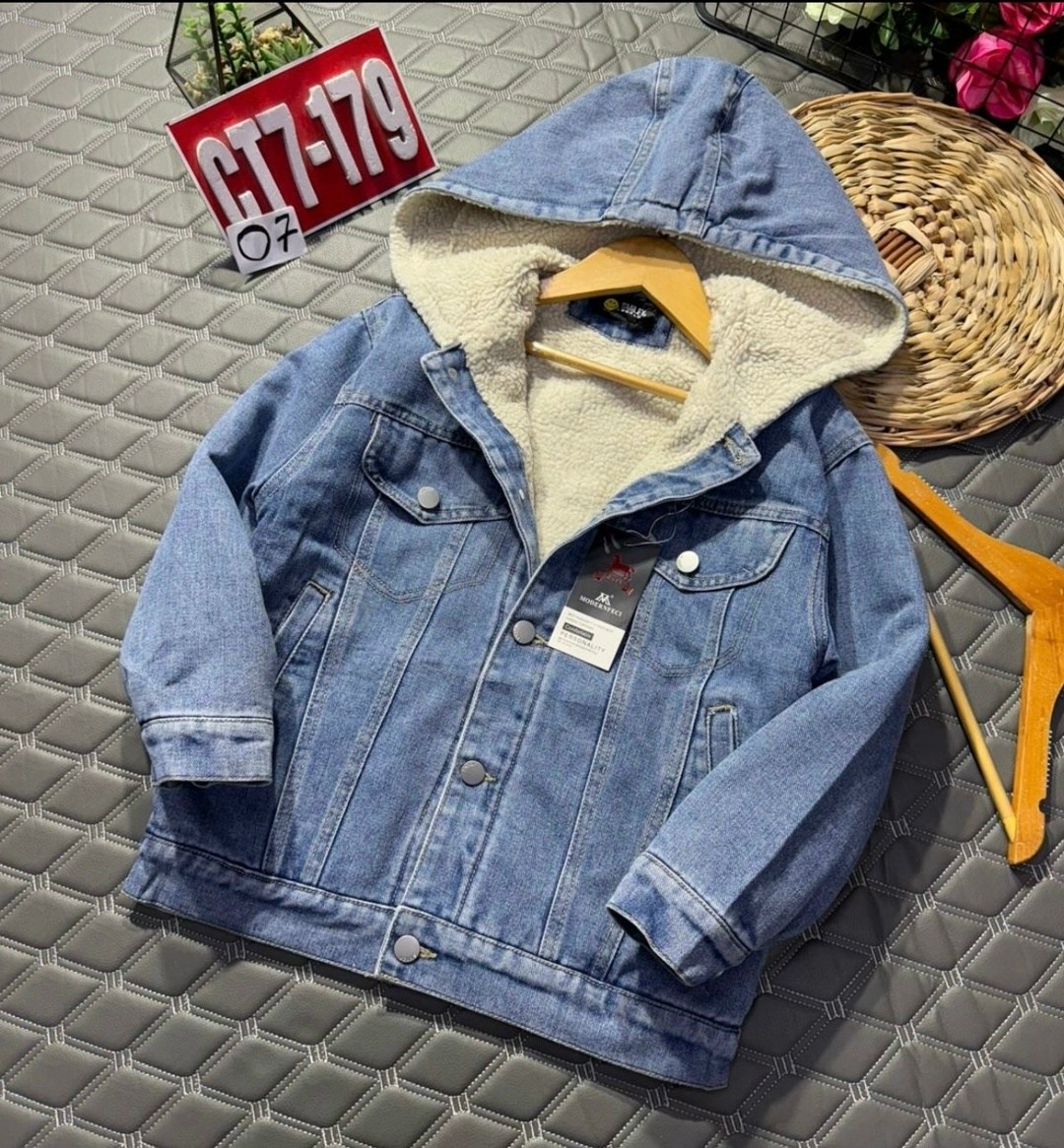 джинсовая куртка с капюшоном,джинсовая куртка для мальчика,джинсовая куртка,демисезонная джинсовая куртка для мальчиков,куртка джинсовая с капюшоном для мальчика