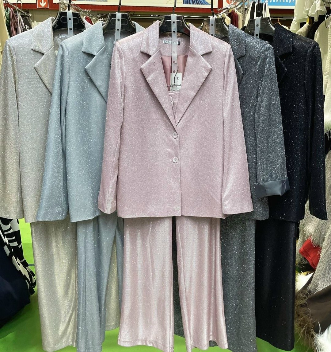 блестящий брючный костюм,блестящий брючный костюм для женщин,костюм вечерний брючный тройка dzhanelidze,костюм блестящий,брючный костюм
