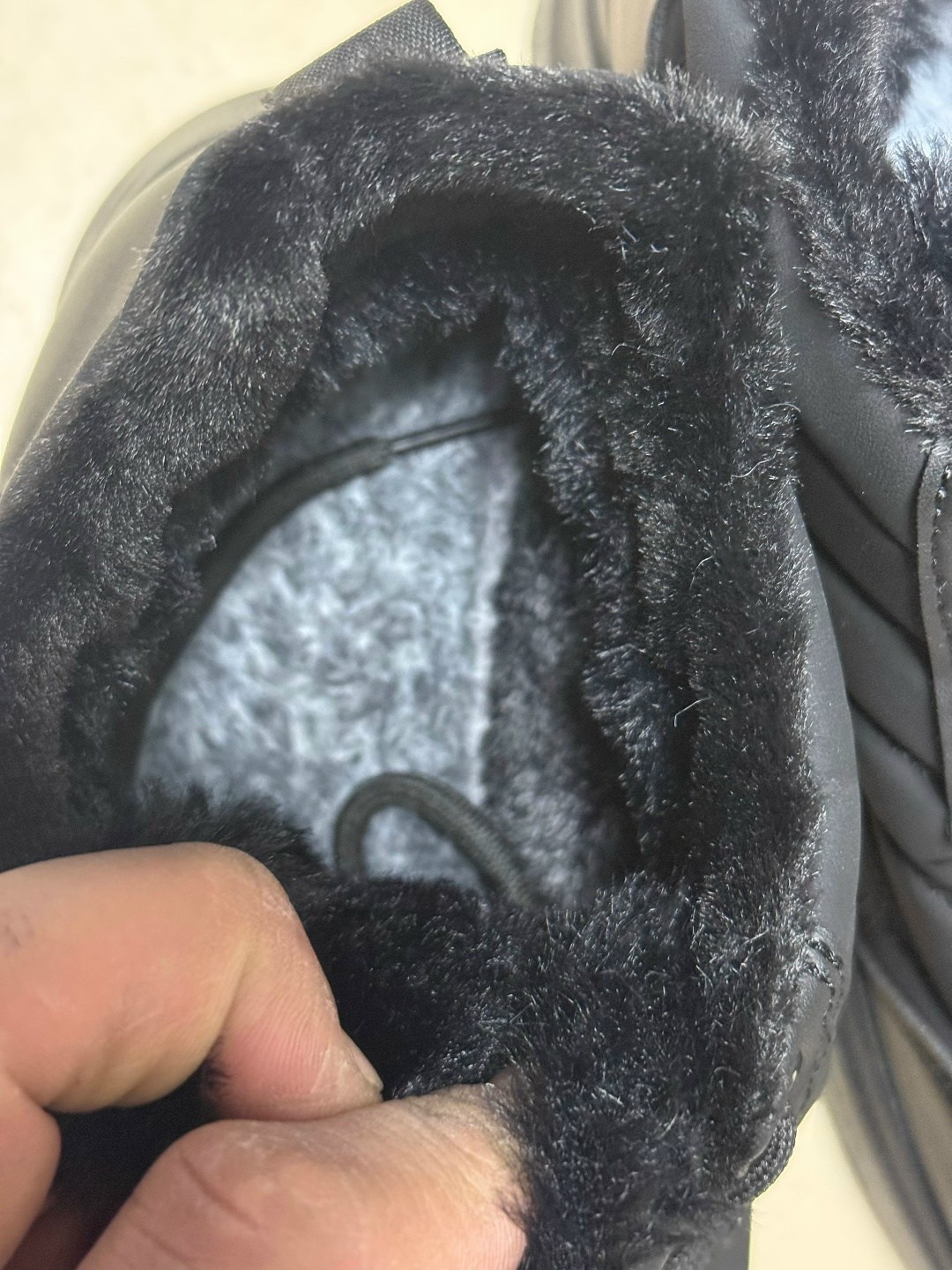 ,кроссовки мужские,зимняя ,спортивная ,зимние мужские кроссовки