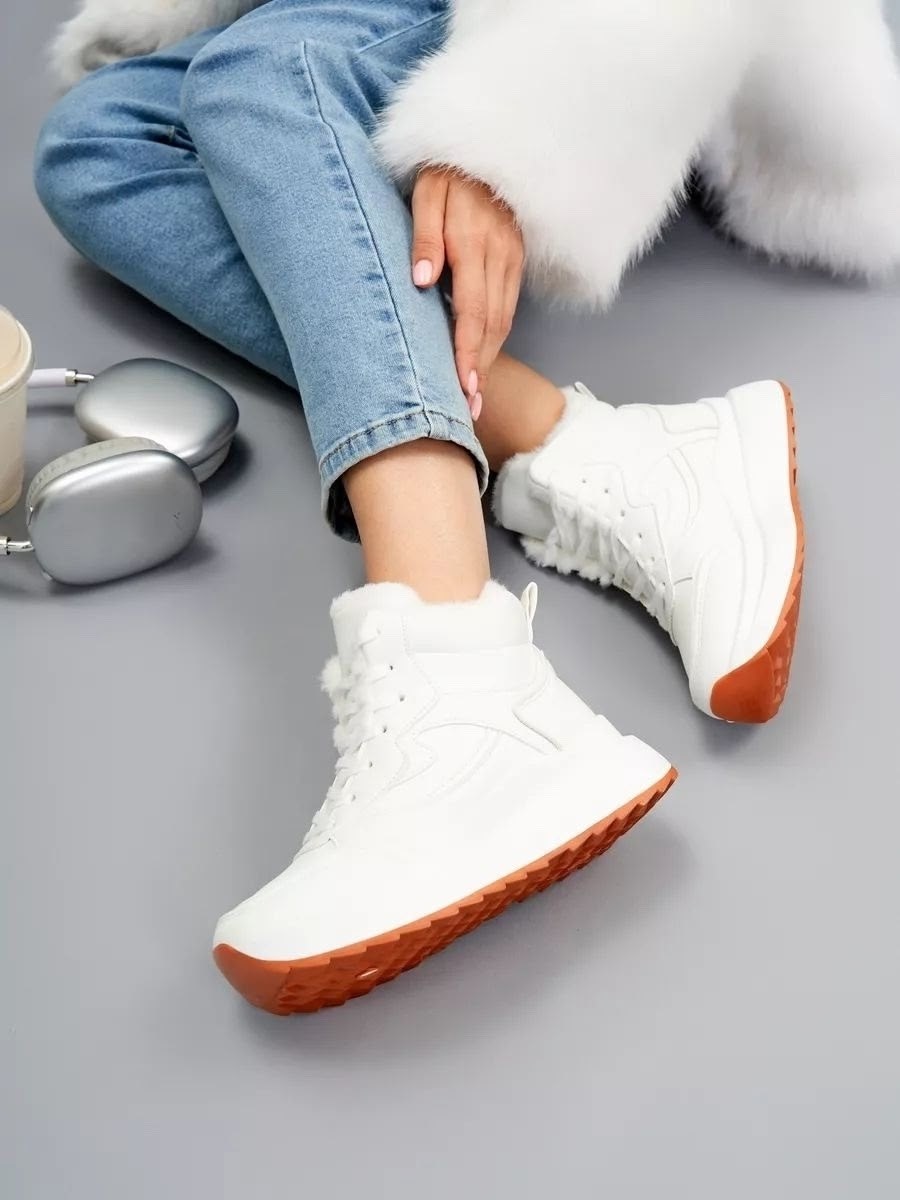 шуба искусственная,шубка,женская шуба,белая шуба,шуба искусственная короткая mayskaya brand