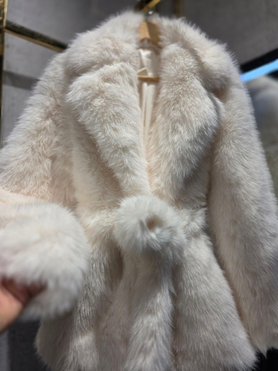 меховое пальто,шуба искусственная,пальто из искусственного меха,натуральная шуба,длинная шуба