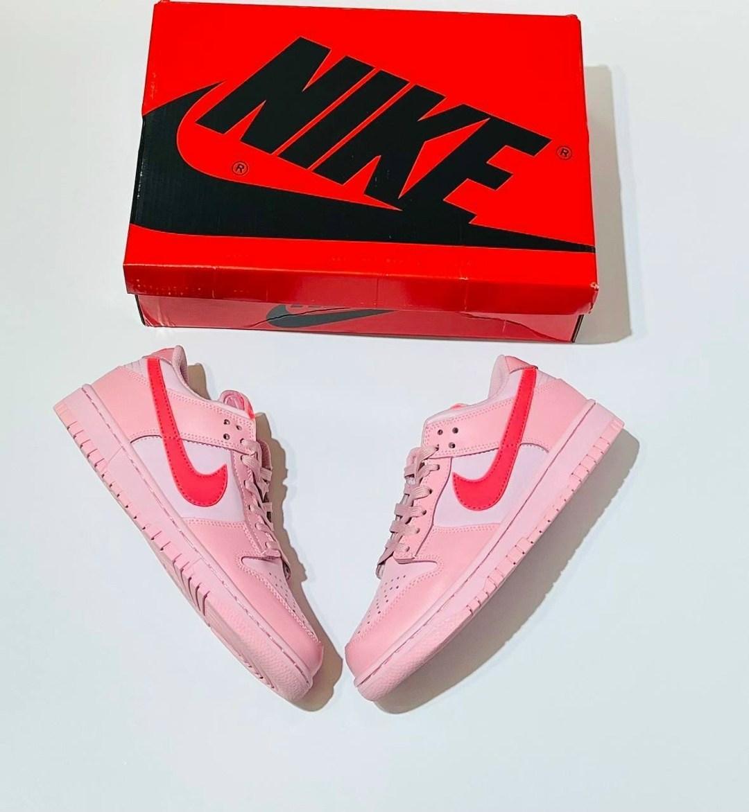 nike dunk low triple pink gs,nike dunk pink,nike dunk low,розовый nike,nike sb dunk low pink