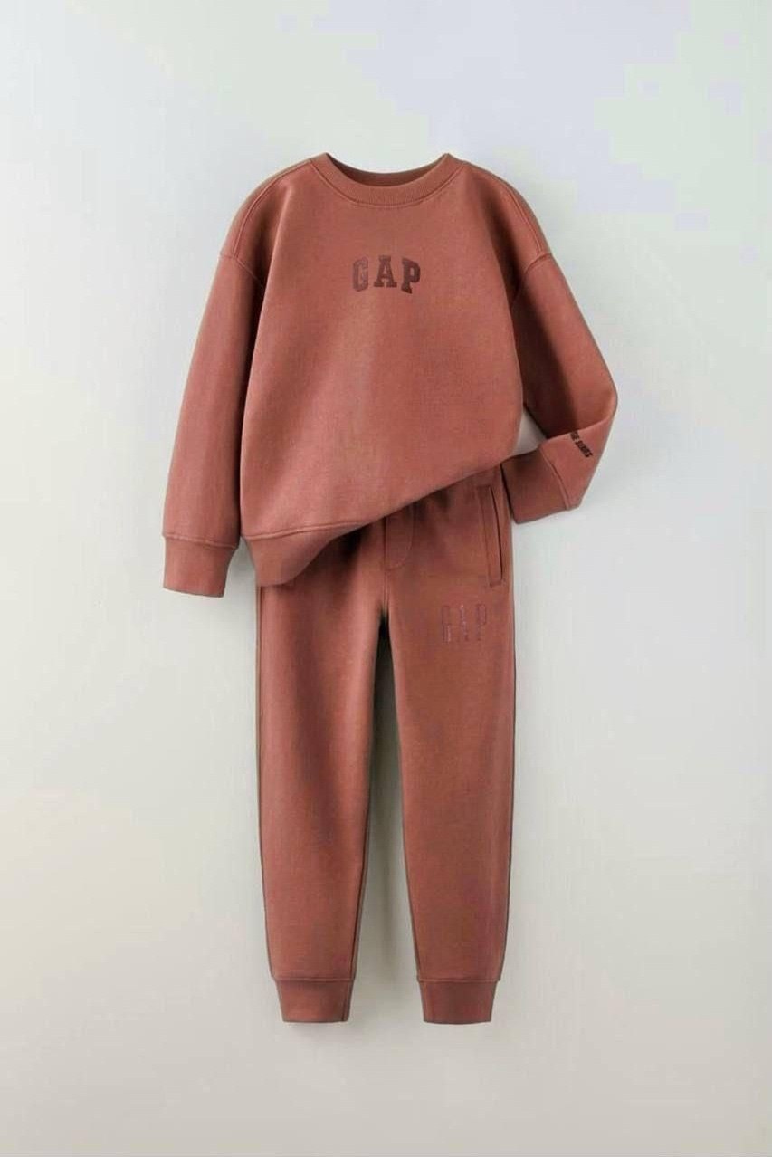 одежда для мальчика,свитшот и брюки,брюки для мальчика,спортивные костюм,брюки для мальчика из футера с