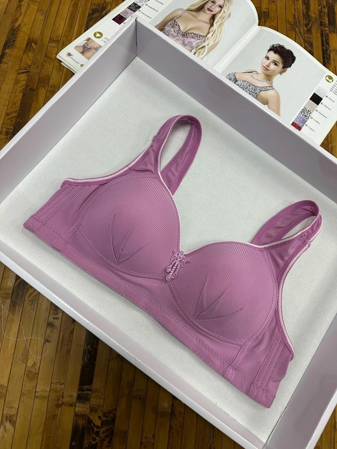 женский бюстгальтер,бюстгальтер для женщин,женские бюстгальтеры больших размеров,большие бюстгальтеры,бюстгальтер