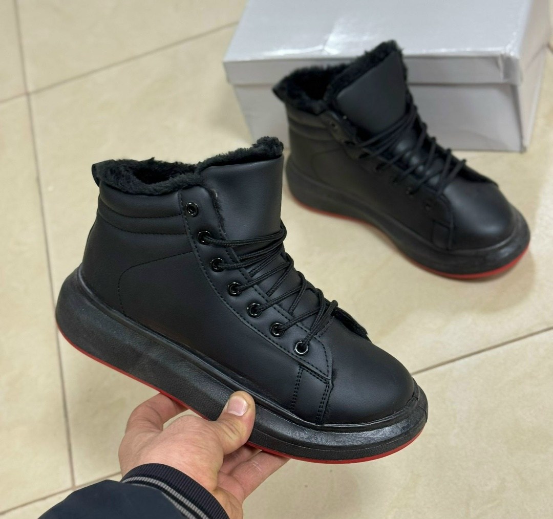 ,зимние кроссовки черные,кроссовки зимние женские,зимняя ,кроссовки черные