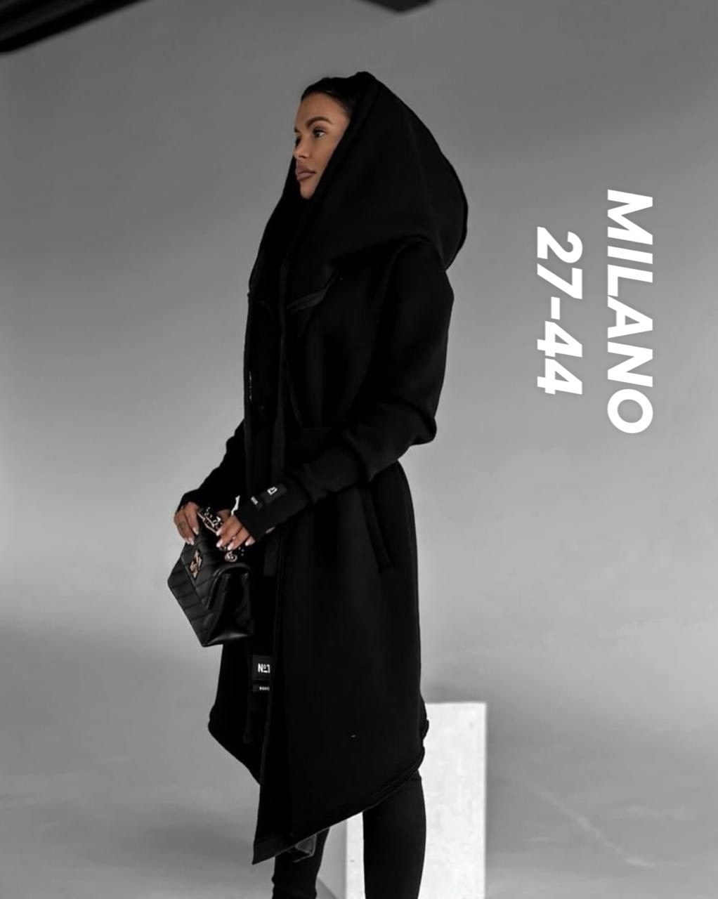 модное пальто,пальто с капюшоном,пальто накидка,красное пальто,мантия с капюшоном