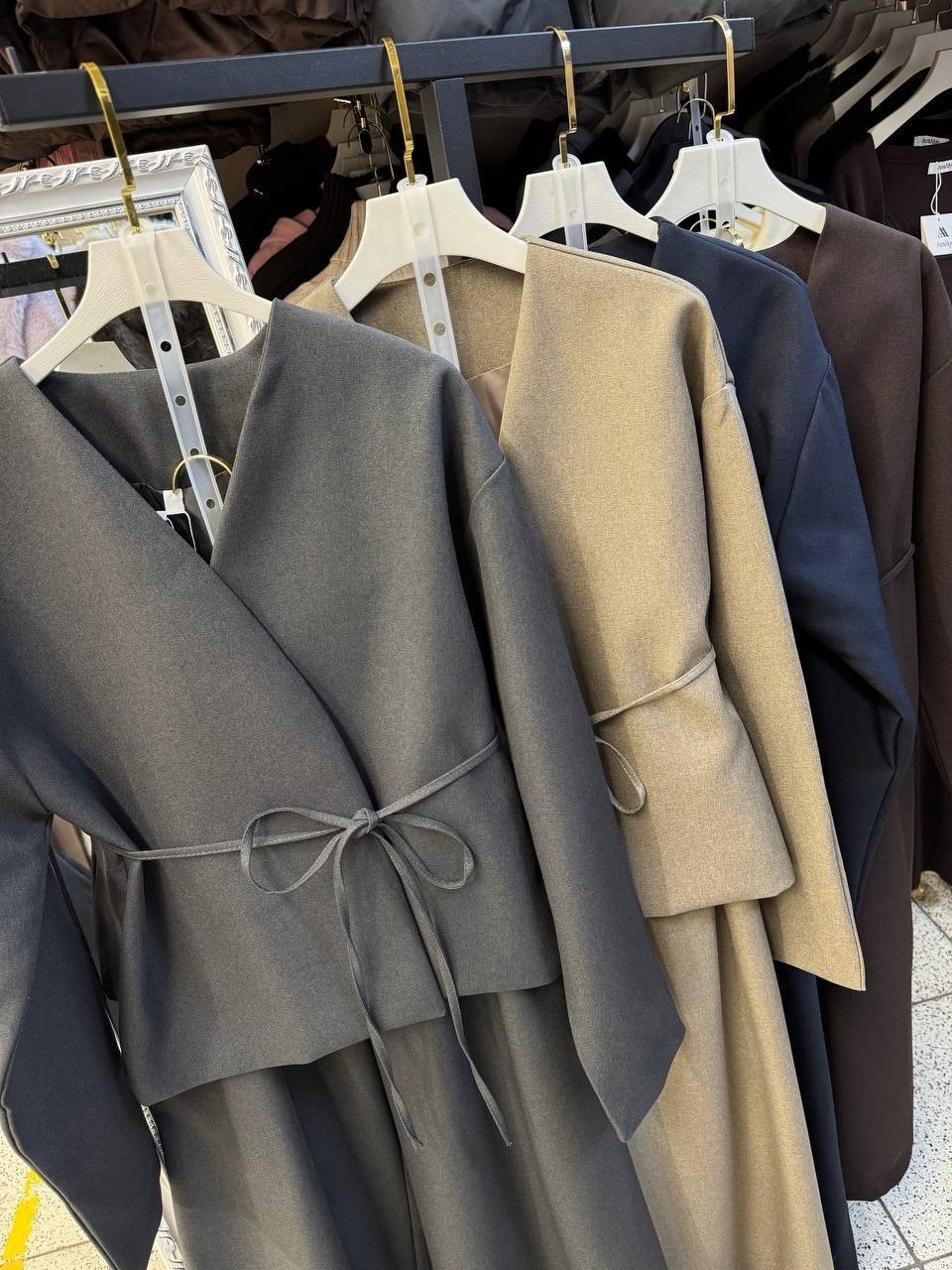 костюм повседневный,костюм брючной деловой,брючный костюм женский,женский костюм,элегантный брючный костюм