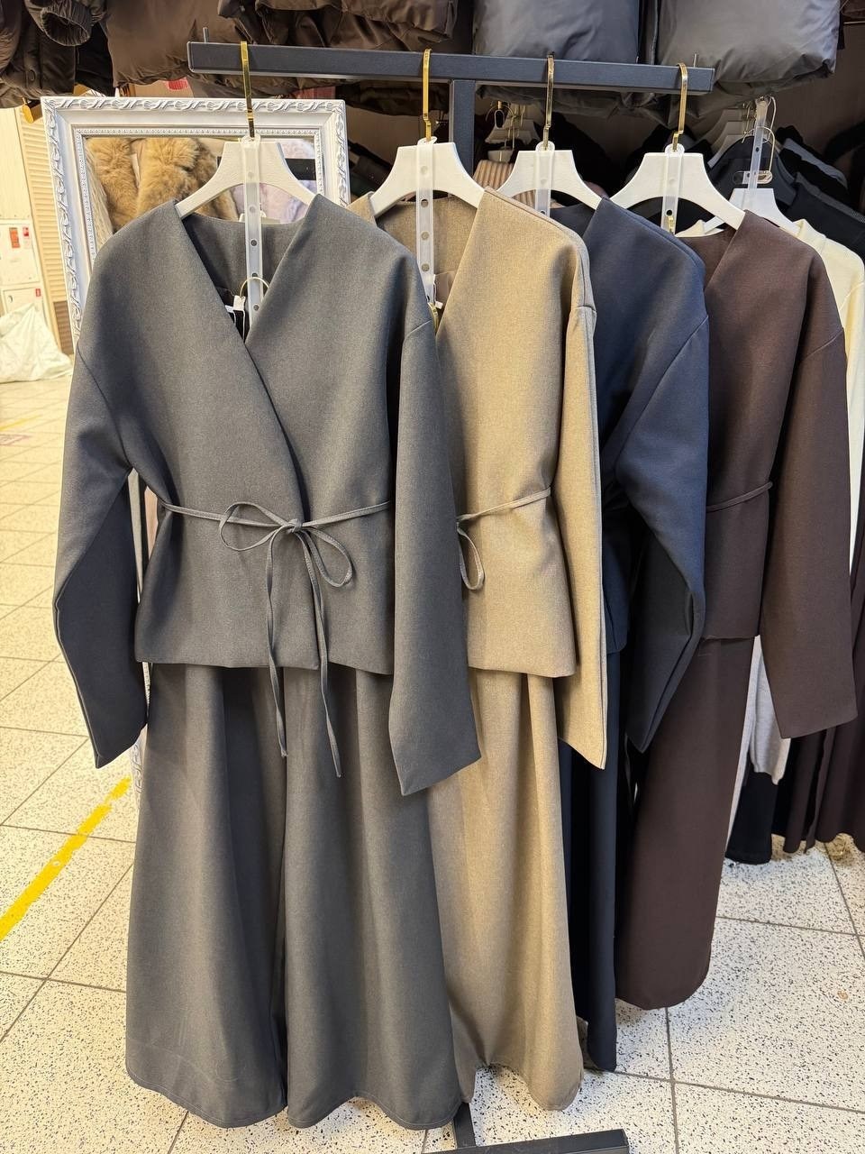 костюм повседневный,костюм брючной деловой,брючный костюм женский,женский костюм,элегантный брючный костюм