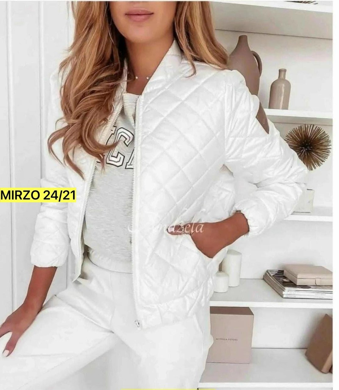 демисезонная куртка,женская куртка,куртка,куртка модная,легкая куртка