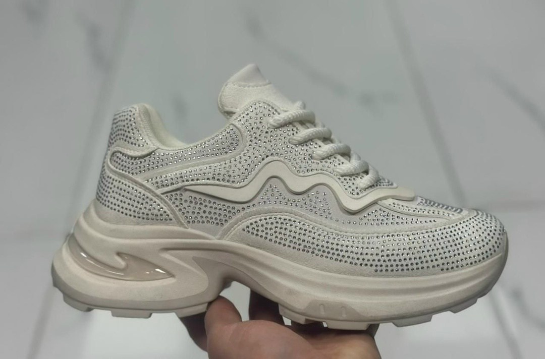 кроссовки женскиe,кроссовки,массивные кроссовки,серебряные кроссовки,массивные кроссовки женские