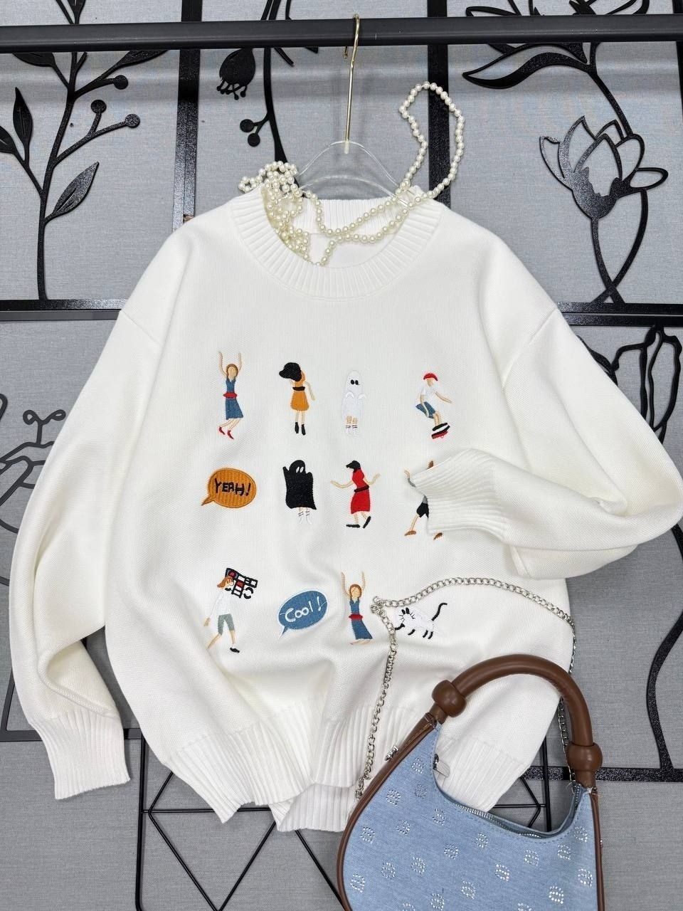 свитер с вышивкой,модные свитера,свитер,вязаный свитер,свитера женские