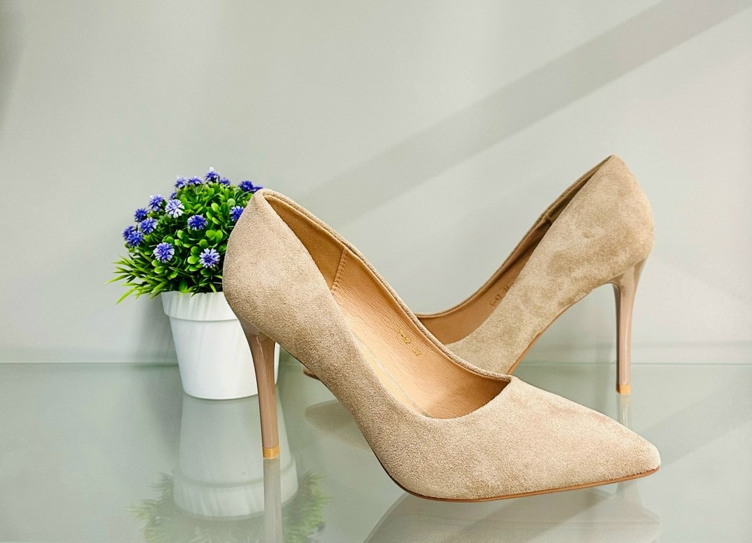 ,arco туфли замшевые бежевые,туфли бежевые,женские туфли лодочки,туфли лодочка