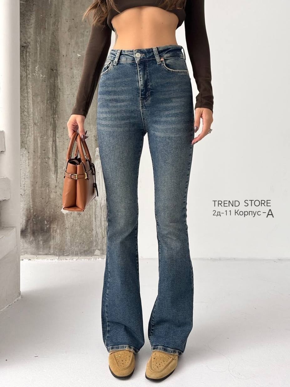 женские джинсы клеш,джинсы клеш,джинсы клеш с высокой посадкой,светлые джинсы клеш,женские джинсы