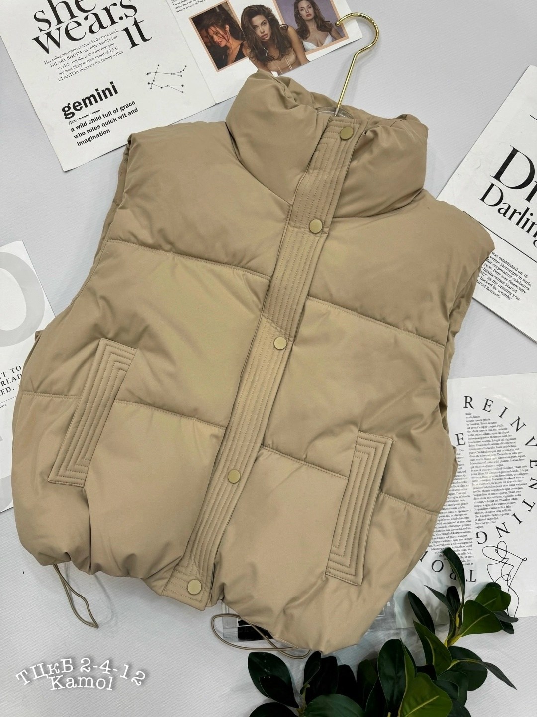 стильные женские жилетки,жилетка женская,жилет из экокожи женский бежевый,жилет женский,жилет