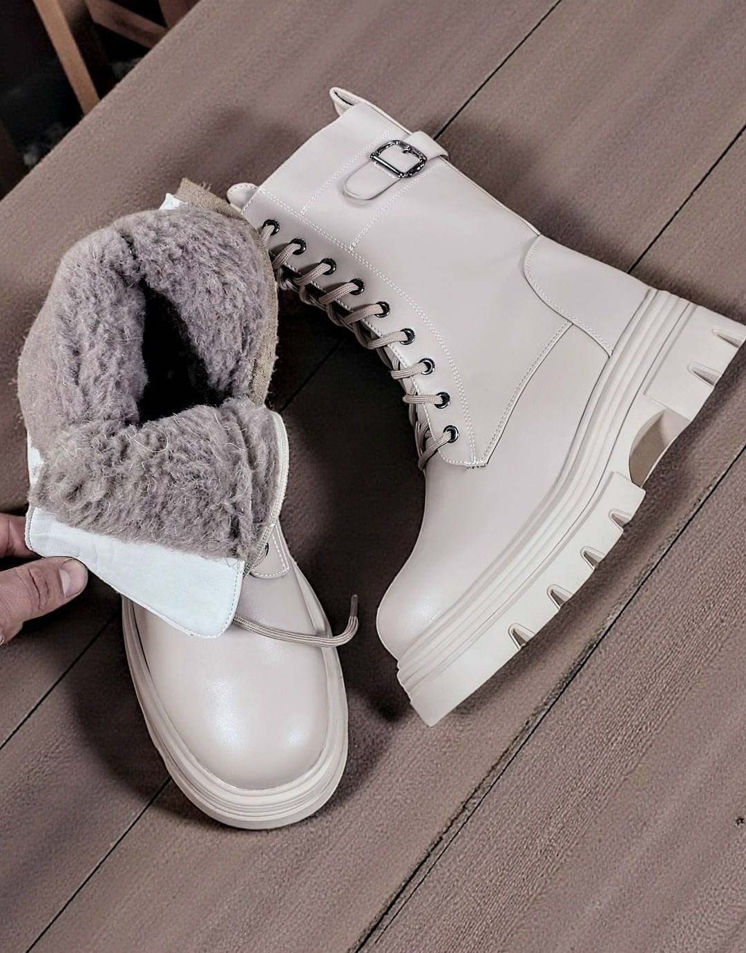 ,ботинки женские,ботинки белые,ботинки женские подио белые,ботинки таккарди женские