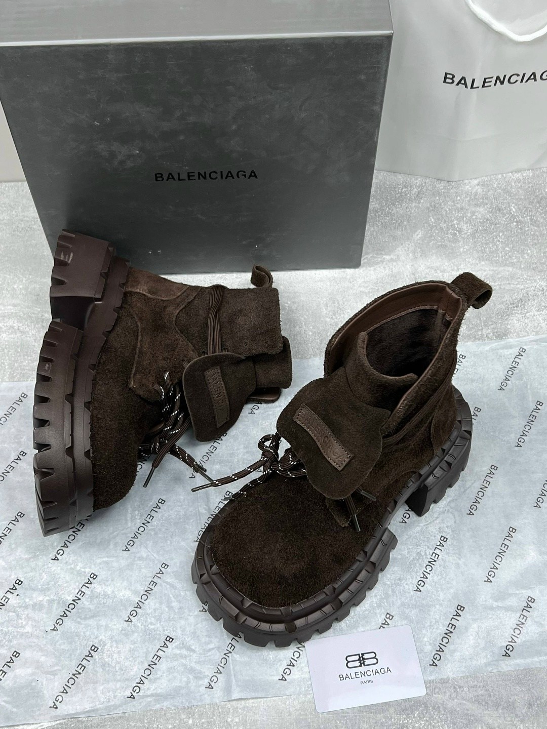 ботинки осенние balenciaga,ботинки balenciaga арт вх101,ботинки balenciaga,ботинки осенние баленсиага balenciaga цвет пурпурно-розовый,ботинки осенние balenciaga premium shoes