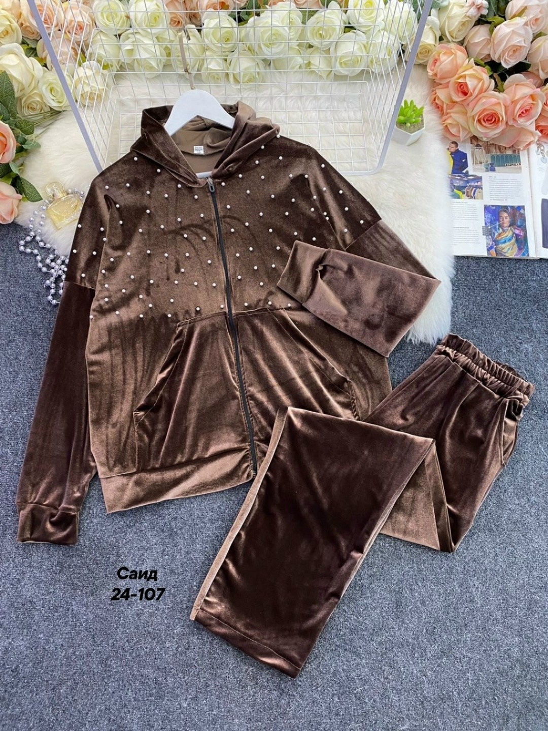 велюровый спортивный костюм больших размеров,женские костюмы больших размеров,велюровый спортивный костюм женски,костюм женский велюровый,женский спортивный костюм больших размеров