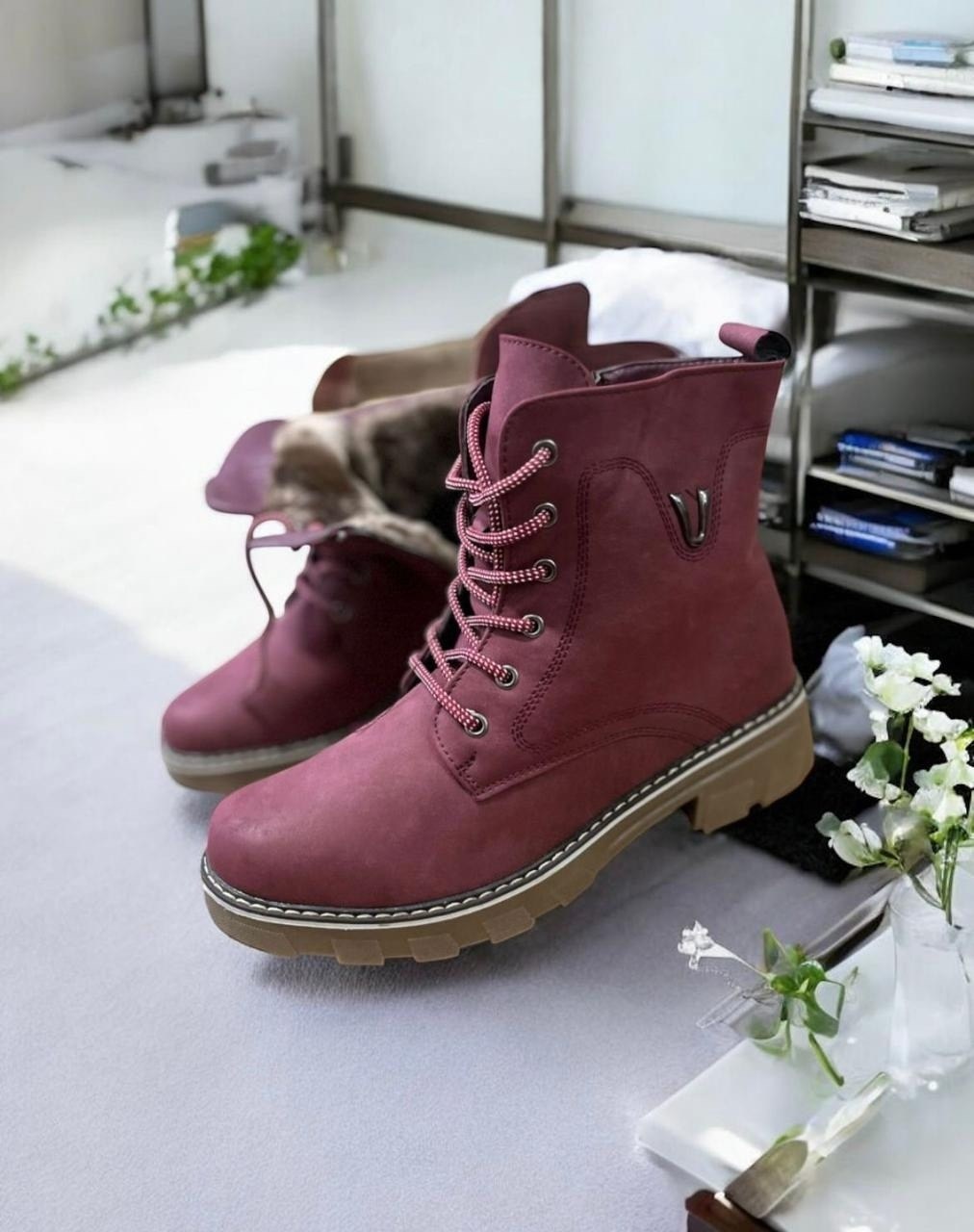 женские ботинки,,женская ,зимняя  женская,зимняя