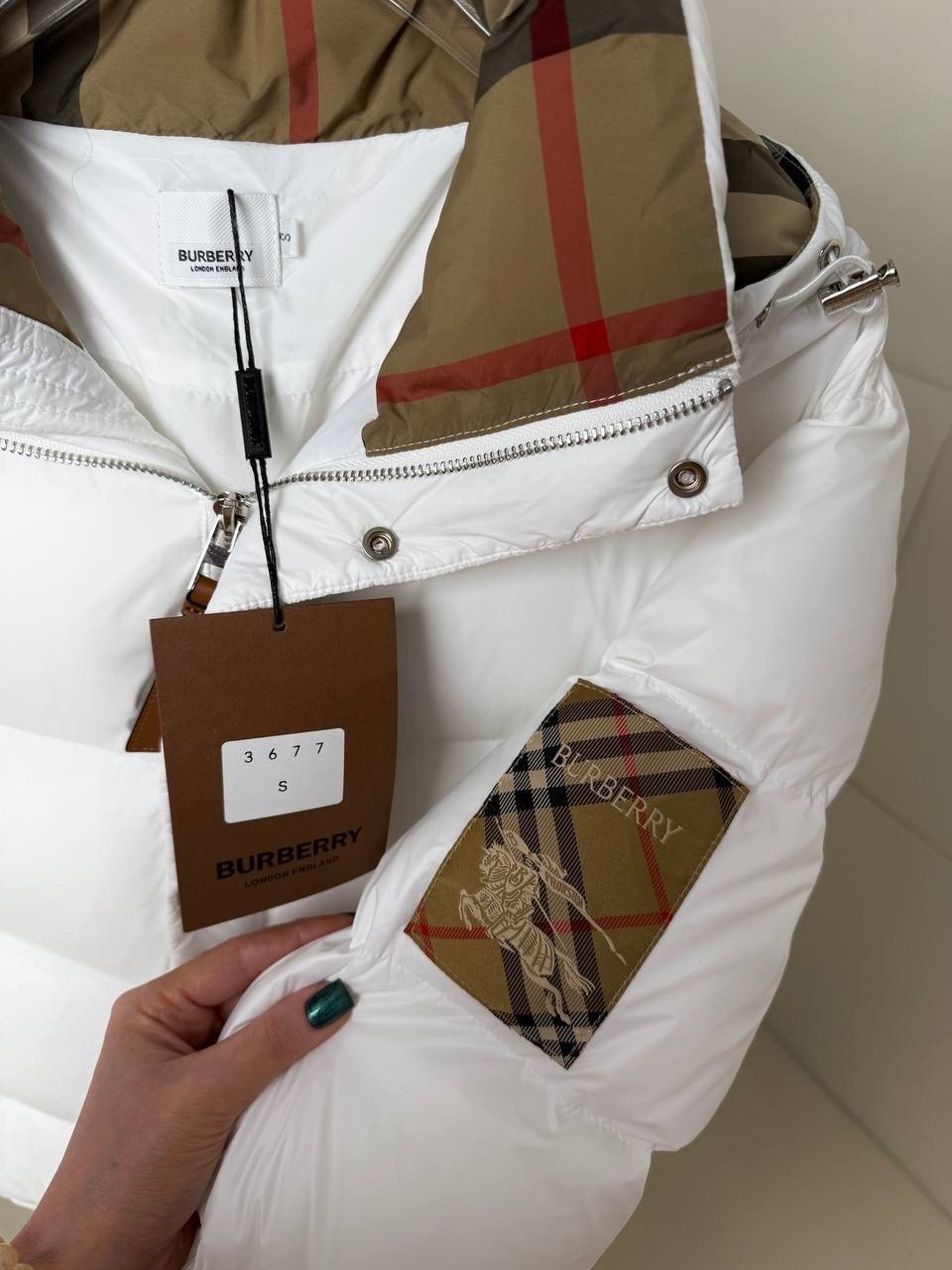 стильные пуховики,женская куртка,зимние куртки,куртка бомбер демисезонная обьемная модный стиль,куртка пуховик