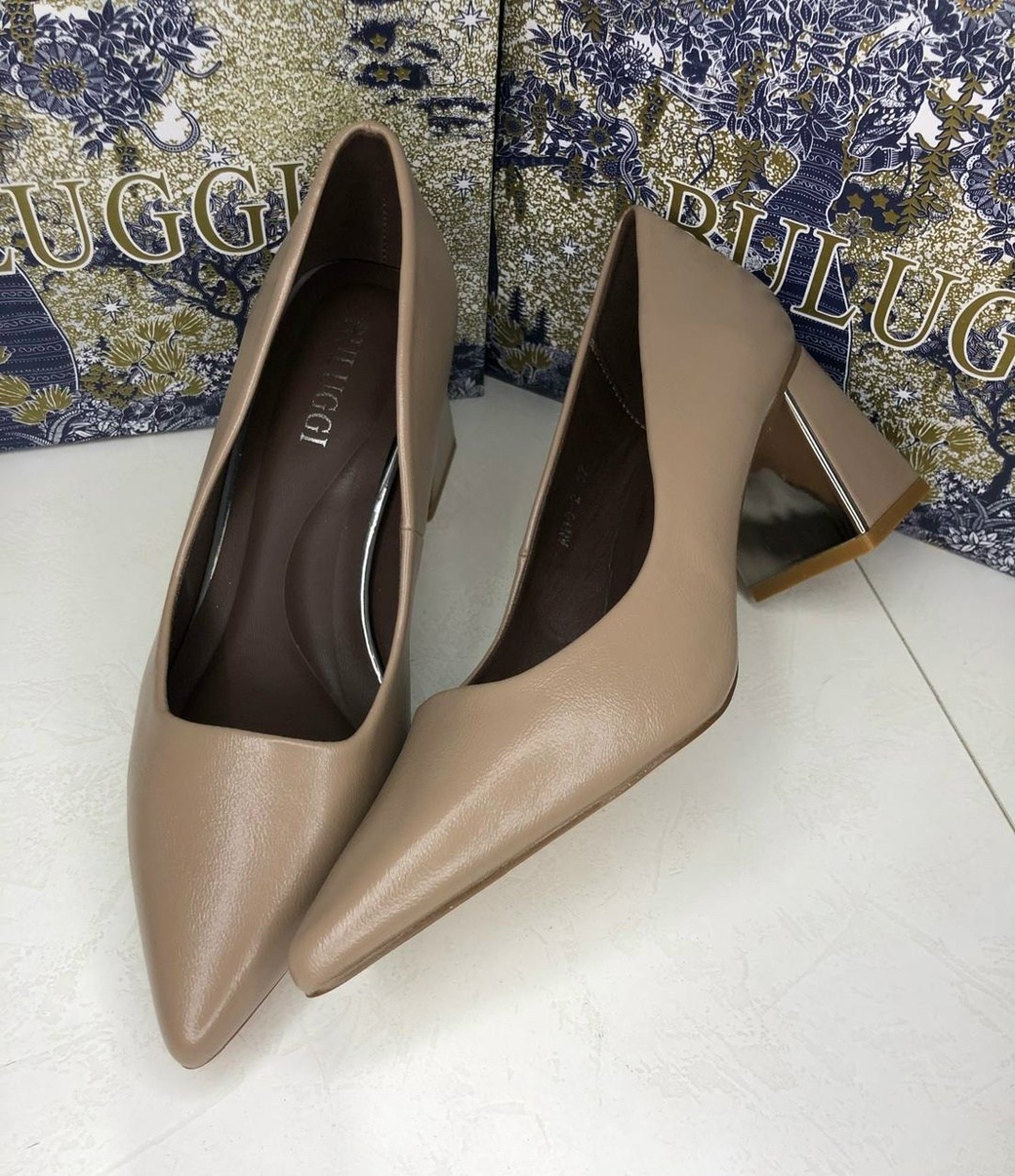 туфли женские,,туфли женские на каблуках,туфли бежевые,повседневные туфли