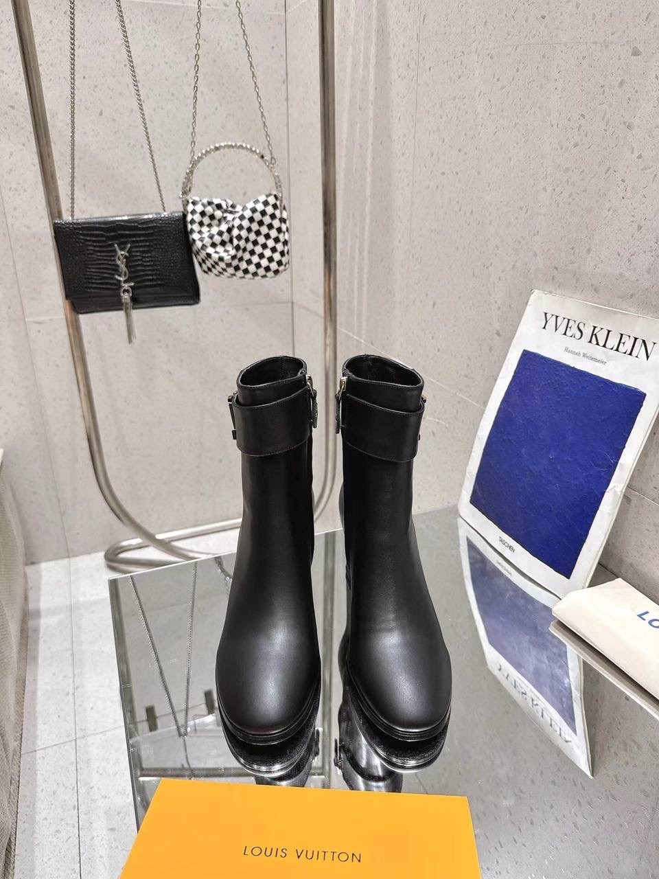 ,женские ботильоны louis vuitton,женская ,ботильоны женские,стильные ботинки