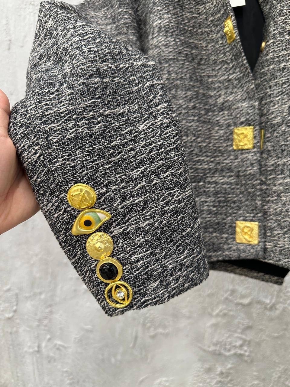 женская твидовая куртка на пуговицах,женский твидовый костюм,твидовые костюмы,твидовый пиджак,женский твидовый пиджак