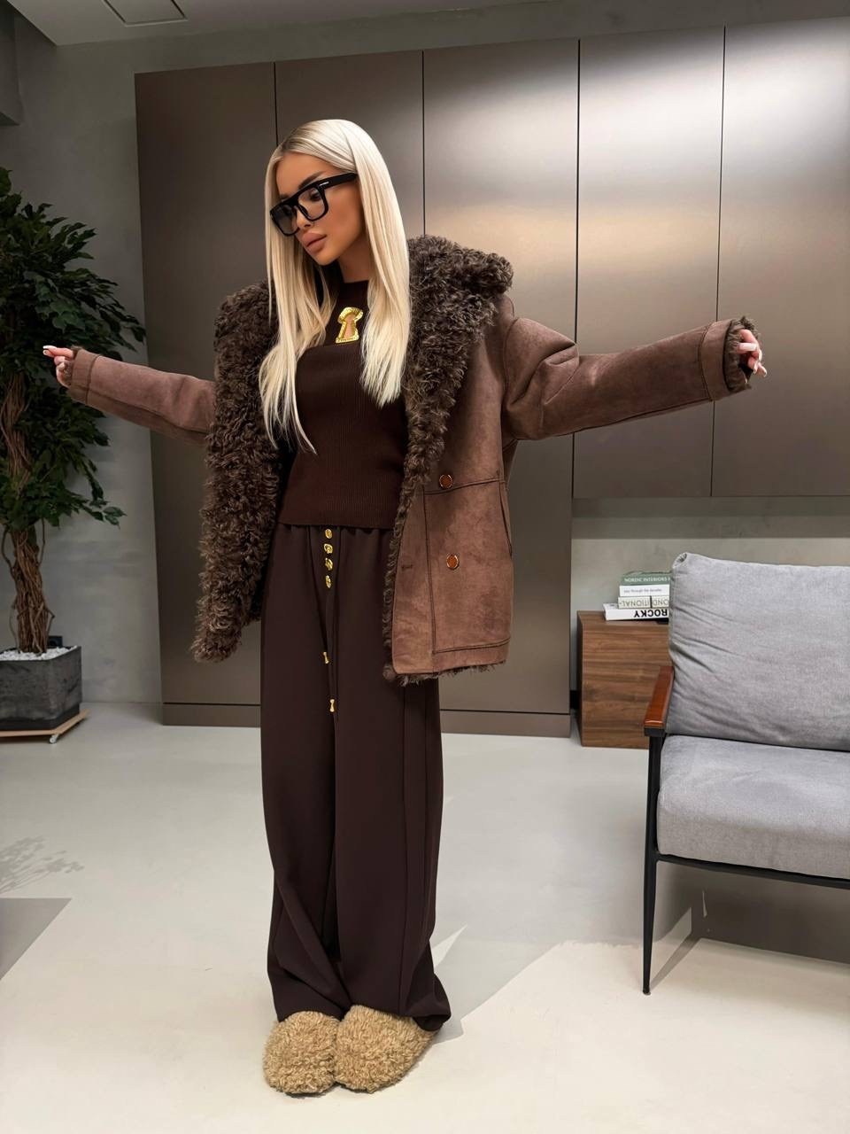 женская шуба,шуба из искусственного меха,шуба искусственная,зимняя мода,шуба из экомеха