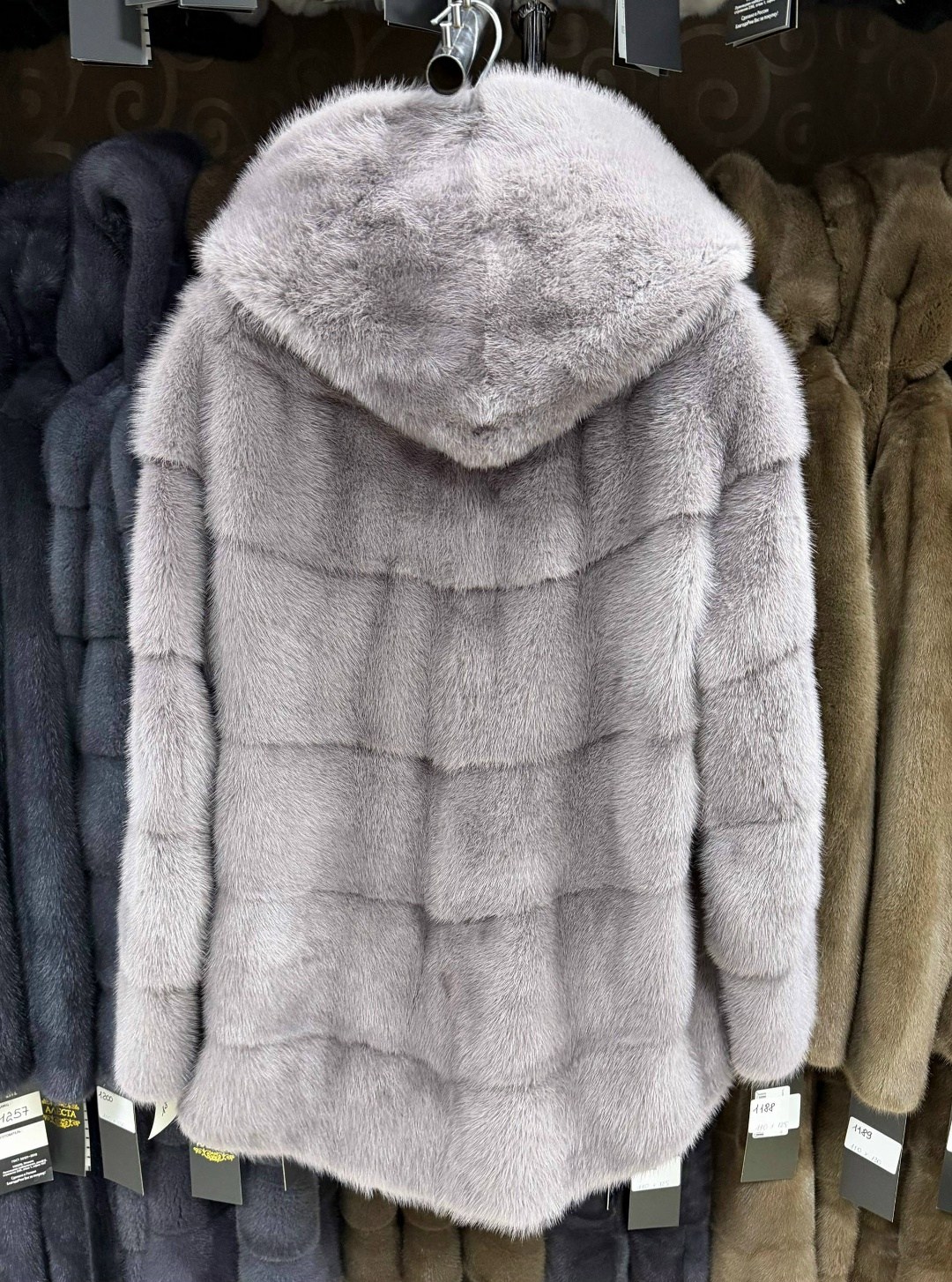 шубка из меха европейской норки с капюшоном цвет лаванда,шубка из меха европейской норки с капюшоном,шуба норковая,шуба норковая с капюшоном,шубка из меха европейской норки с капюшоном цвет графит