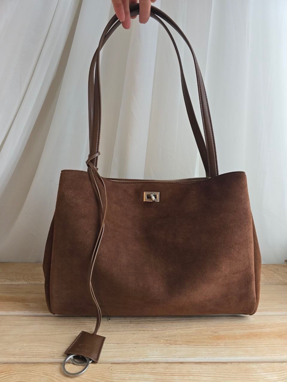 сумка demellier 56-30-34 натуральная замша большой размер,замшевая сумка,сумка замшевая коричневая,сумка замшевая коричневая llevalelo,сумка женская замшевая