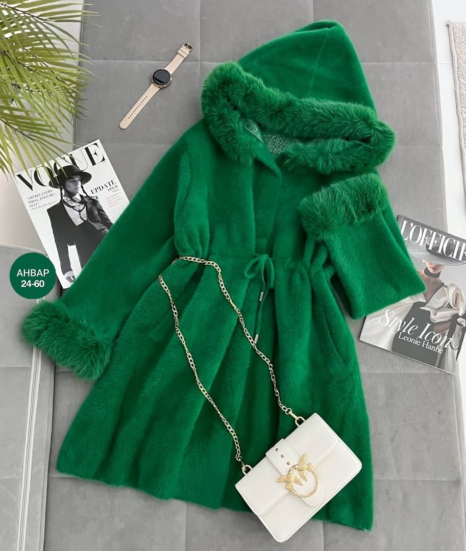меховое пальто,пальто с мехом,меховое пальто с капюшоном,зеленая искусственная шуба,шуба из искусственного меха