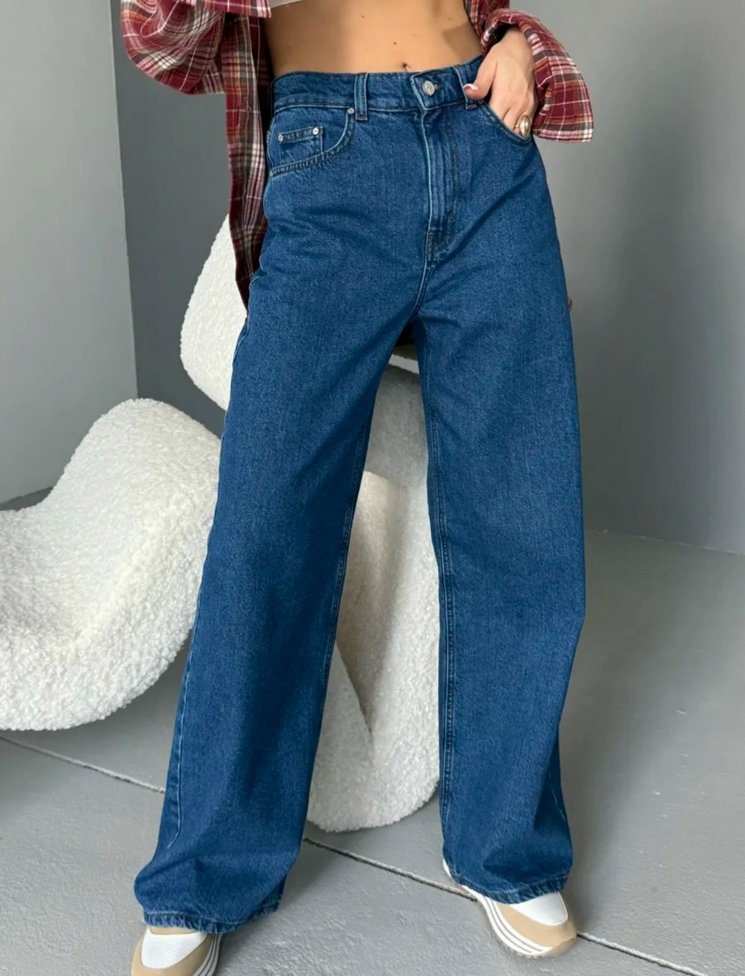 женские джинсы,джинсы широкие,модные джинсы,джинсы женские широкие,брюки джинсы