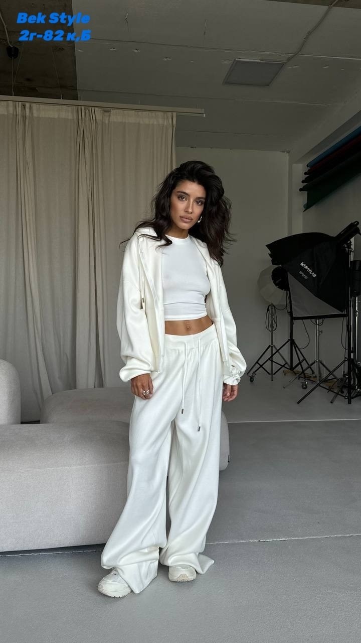 вязаные костюмы,костюм с капюшоном,женский костюм,костюм женский на флисе,трикотажный костюм