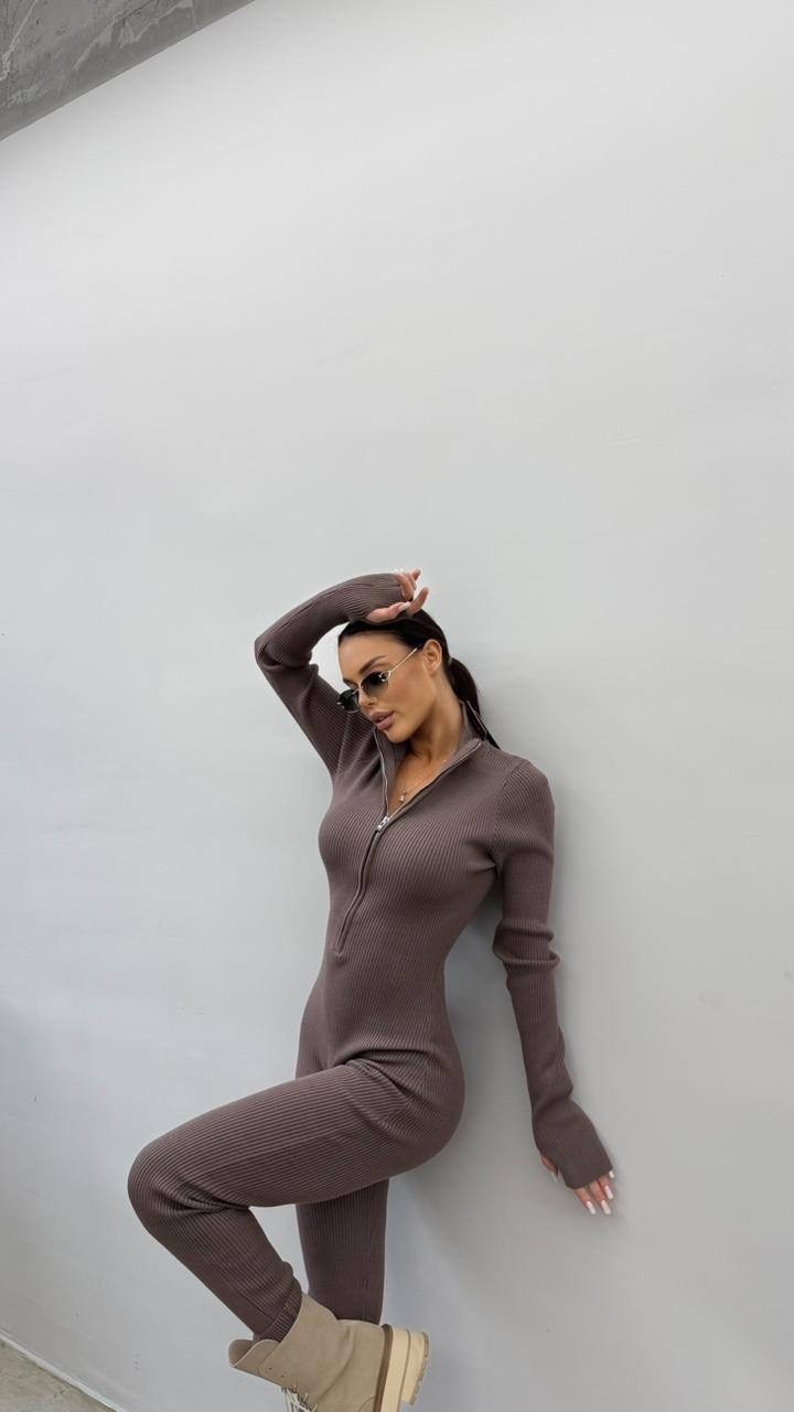 комбинезон женский в рубчик,трикотажный комбинезон,комбинезон женский,комбинезон стильный,комбинезон теплый