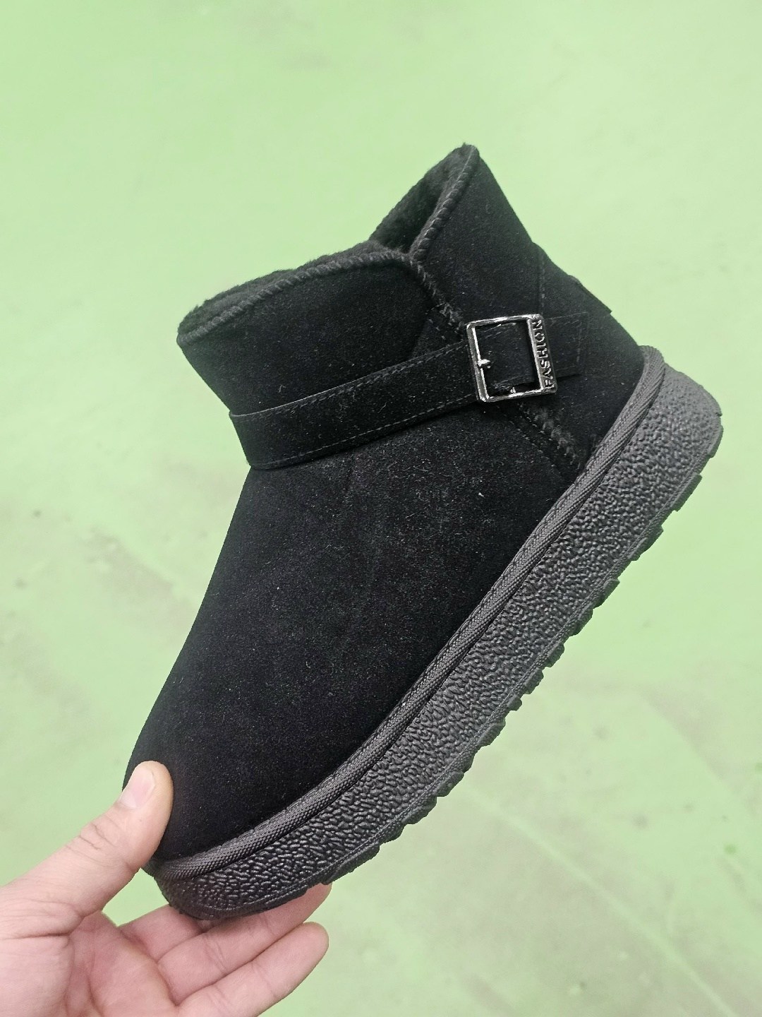 ,угги,женские угги,зимние угги женские,угги замшевые