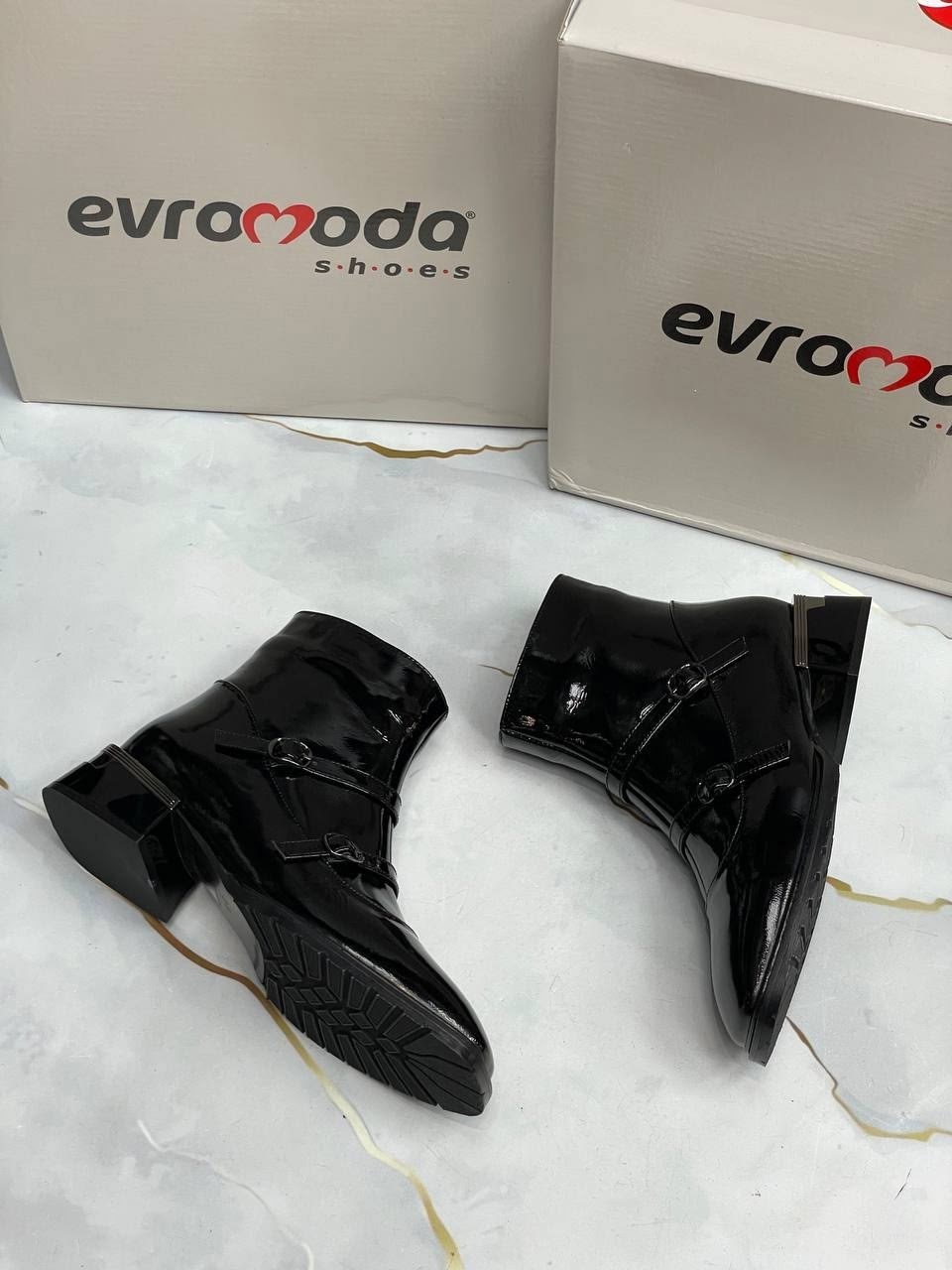 ,ботинки женские демисезонные лакированные,ботинки женские,женская ,лакированные ботинки