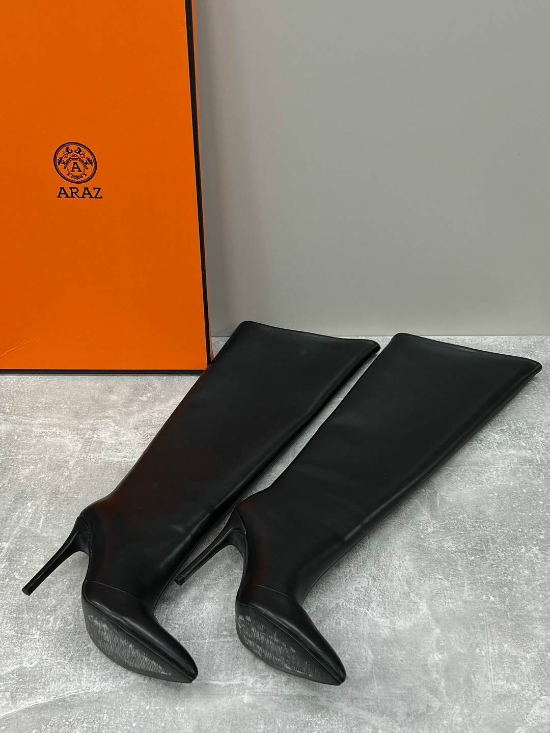 женские сапоги,кожаные высокие сапоги balenciaga,модные сапоги,сапоги,сапоги высокие