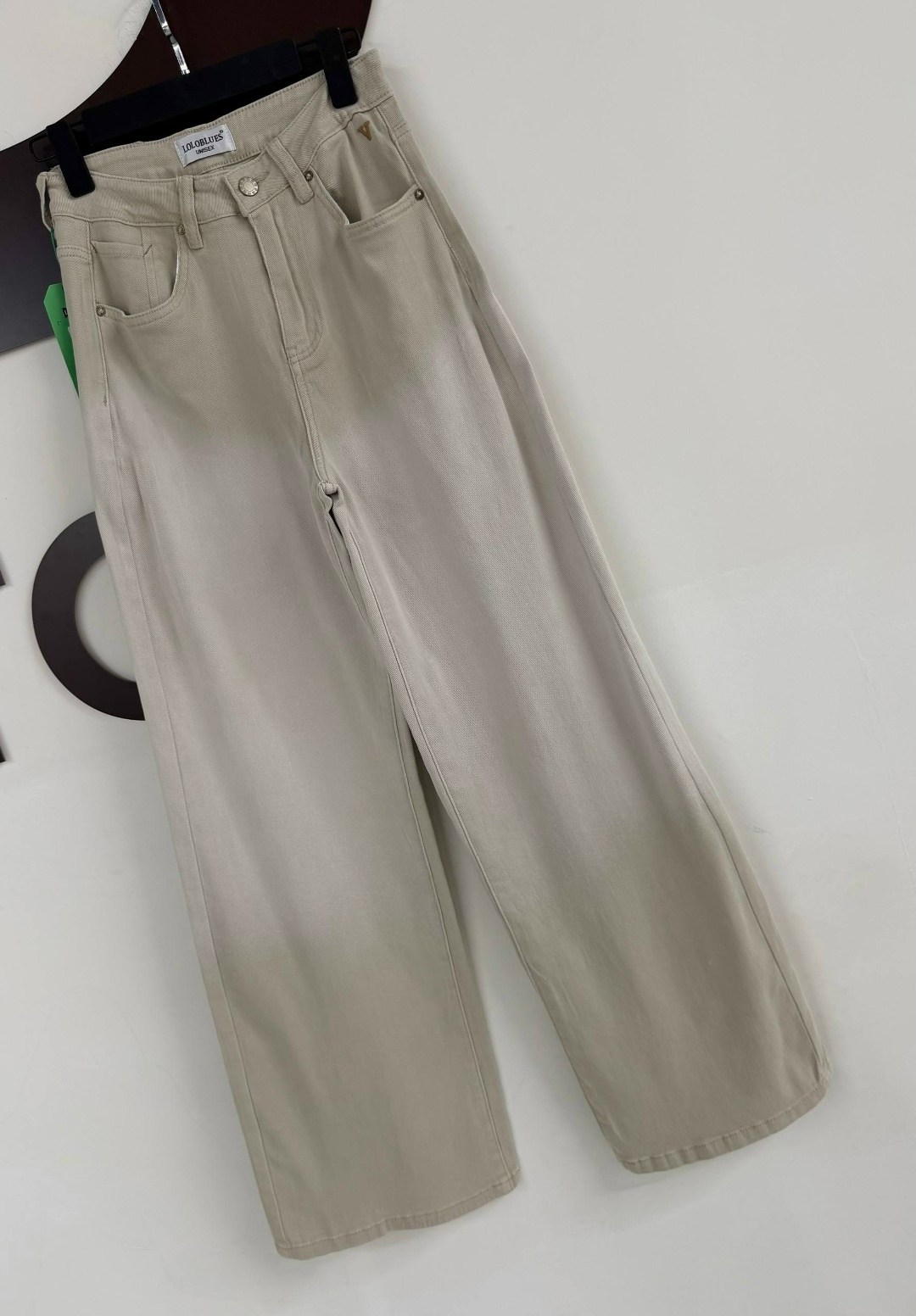 бежевые джинсы женские широкие,джинсы женские широкие,джинсы бежевые,широкие джинсы,женские джинсы