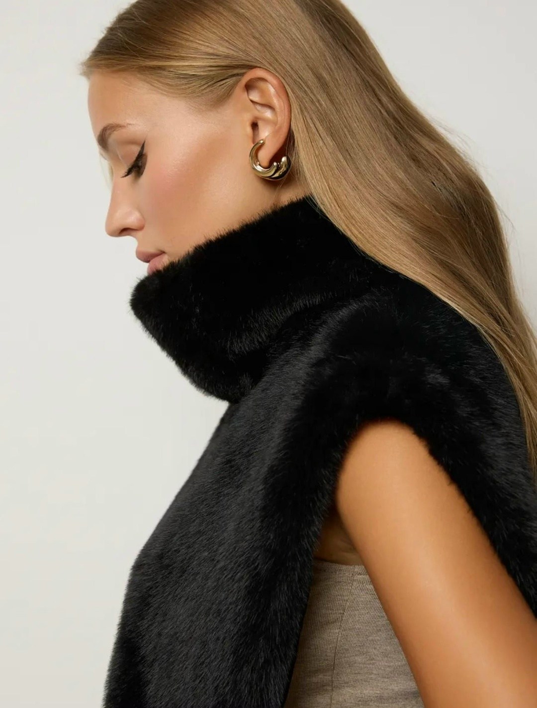 манишка меховая,манишка меховая норка azules,манишка из меха норки,манишка меховая женская,норковая манишка