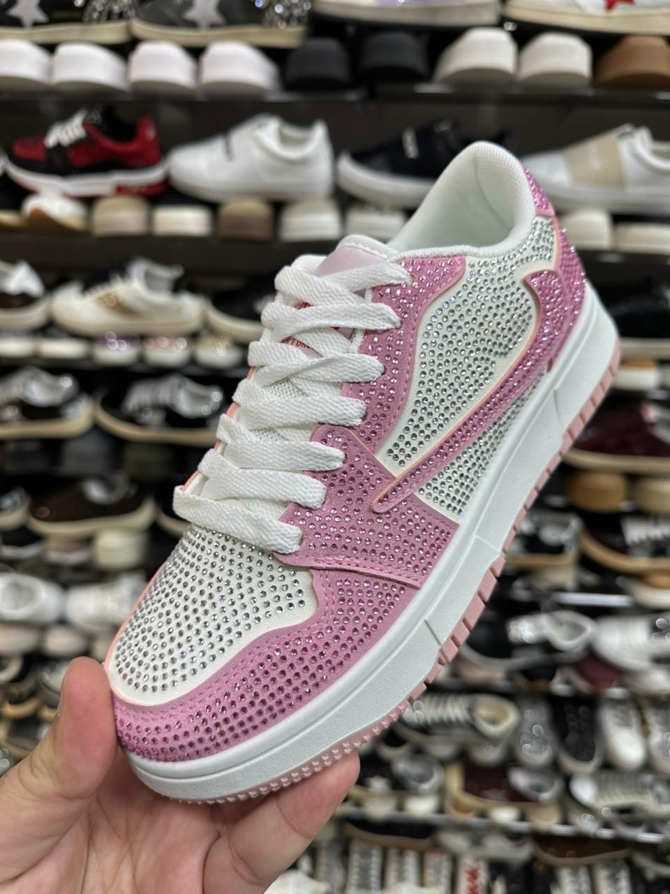 кроссовки,женские кроссовки,мужские кроссовки,мужская  кроссовки,кроссовка