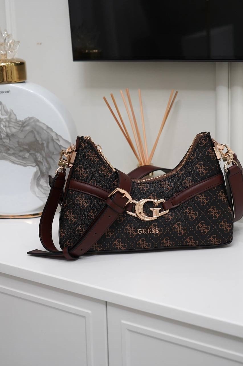 сумка женская guess,сумка guess,guess сумка на плечо,guess сумка на плечо багет,guess сумка на плечо кросс-боди