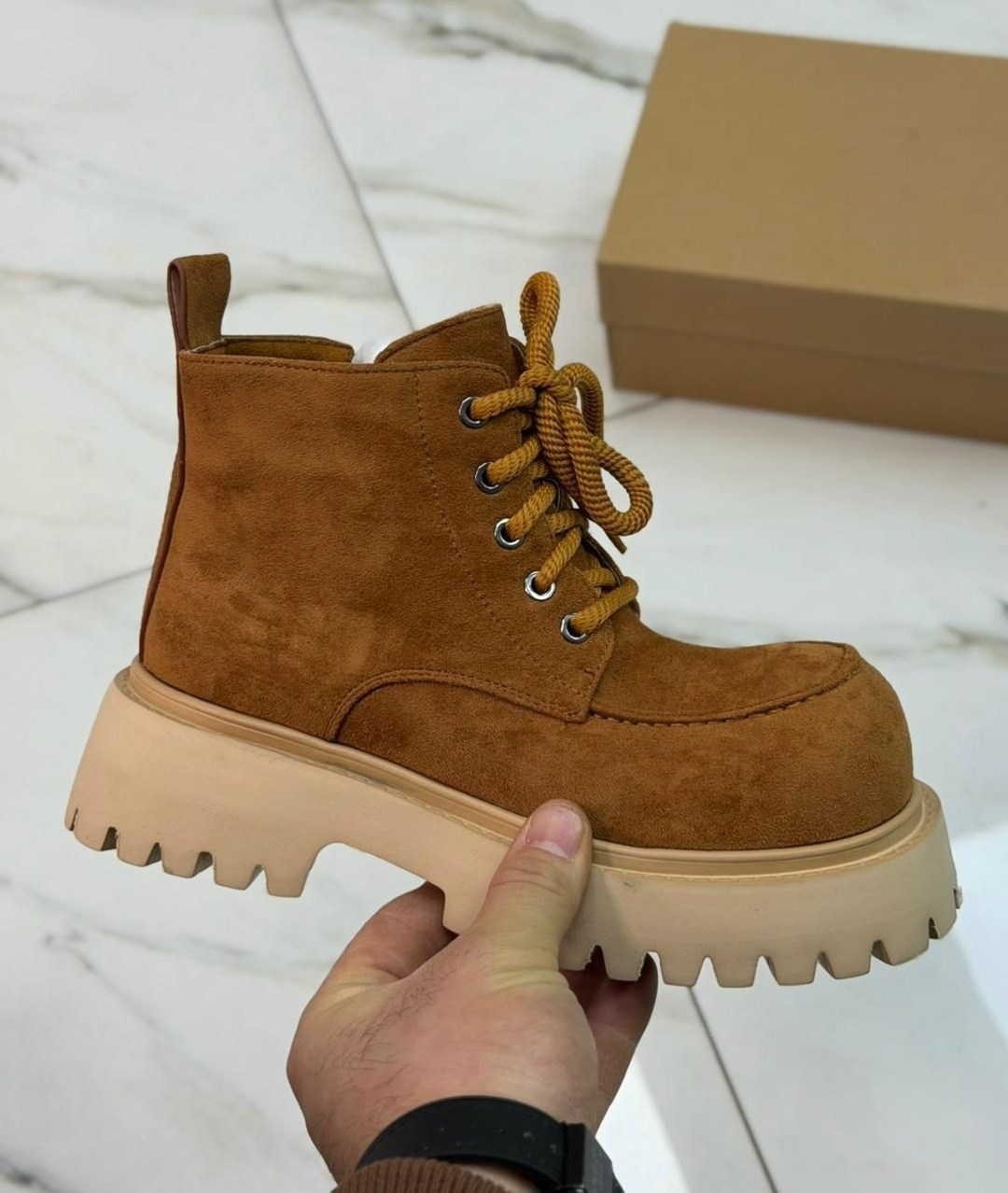 ,ботинки женские,ботинки,модные ботинки,замшевые ботинки