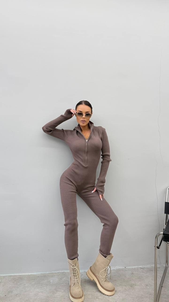 комбинезон женский в рубчик,трикотажный комбинезон,комбинезон женский,комбинезон стильный,комбинезон теплый